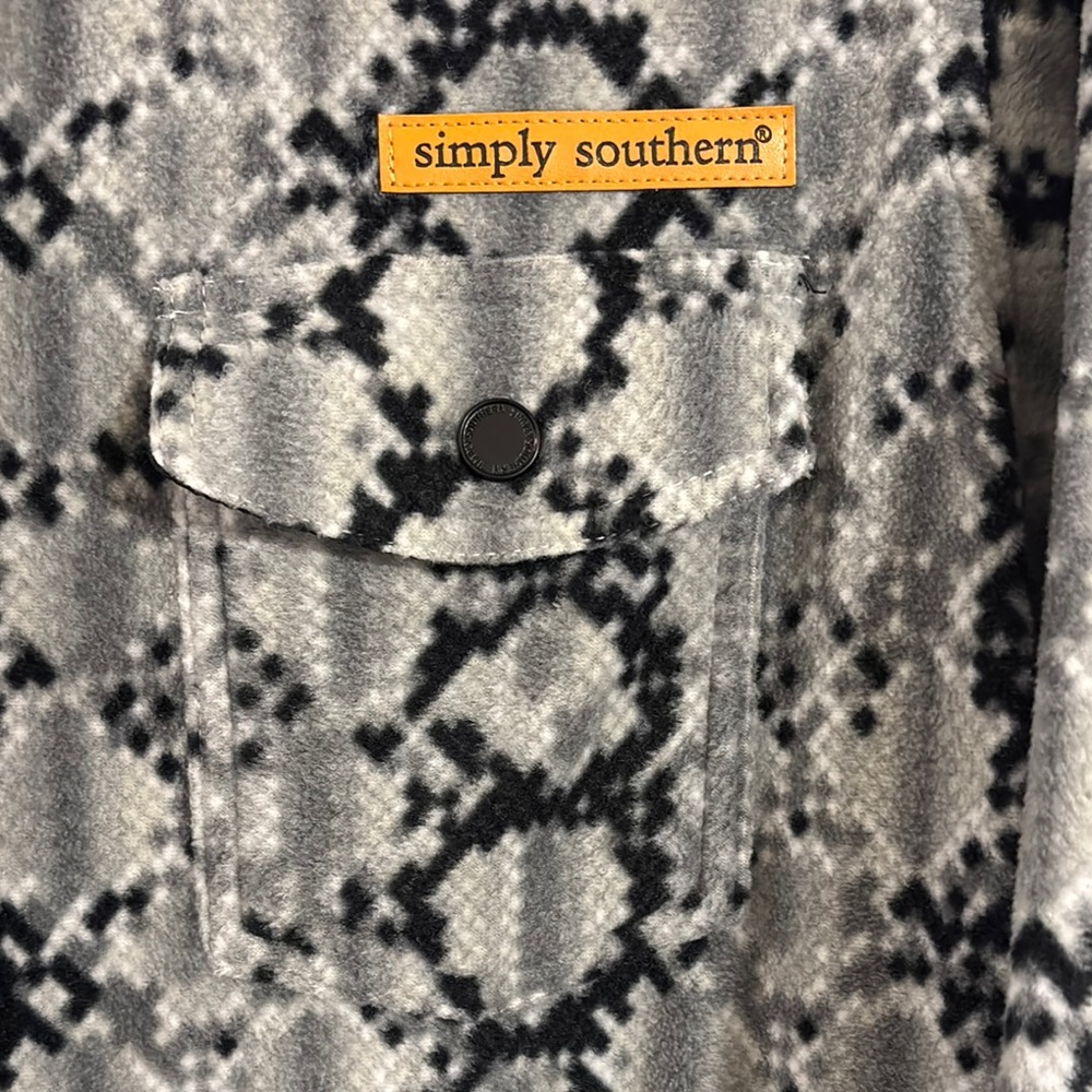 Simply Southern Fleece Jacket/Shacket - Picture 3 of 4